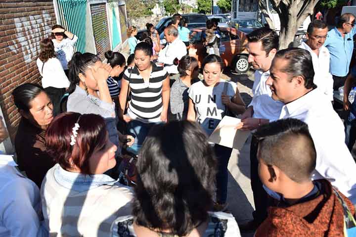 Niños y jóvenes tienen el derecho de ejercer una educación con calidad: Ernesto Luque