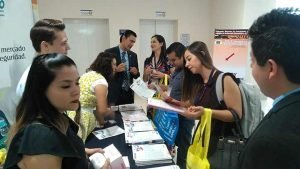 Inauguran Expo Comercial de equipamiento para endoscopía ginecológica en el HSJQro