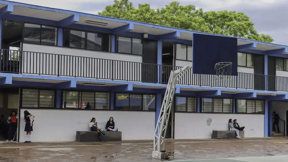 En Querétaro se construyen 100 aulas por año, en 2025 se ejercieron 300 mdp en los 18 municipios: IIFEQ