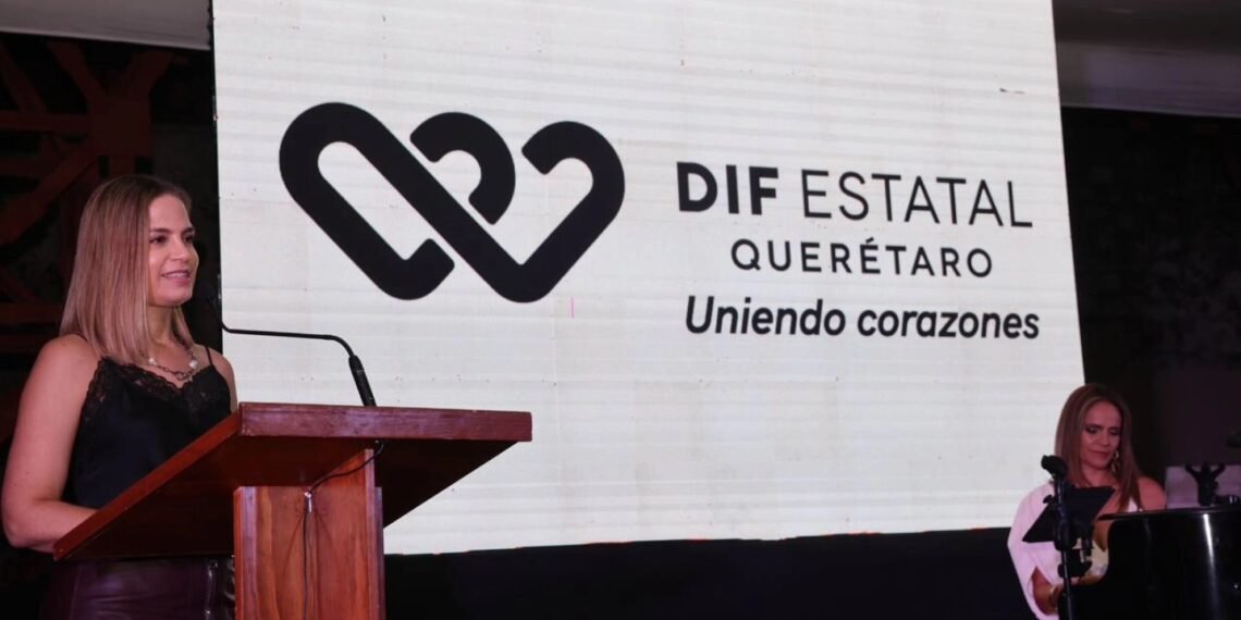 Preside Car Herrera Subasta de Arte con Causa a beneficio de COPAKU