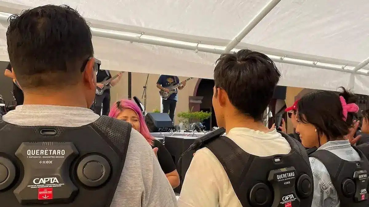 Chalecos sensoriales promueven la inclusión de personas con discapacidad auditiva en Querétaro