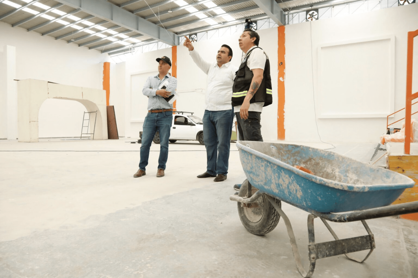 Histórica rehabilitación del Auditorio Municipal de Colón: Gaspar Trueba supervisa mejoras en infraestructura y accesibilidad
