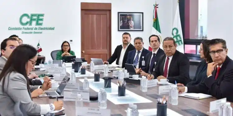 Implementará CFE plan para contrarrestar apagones