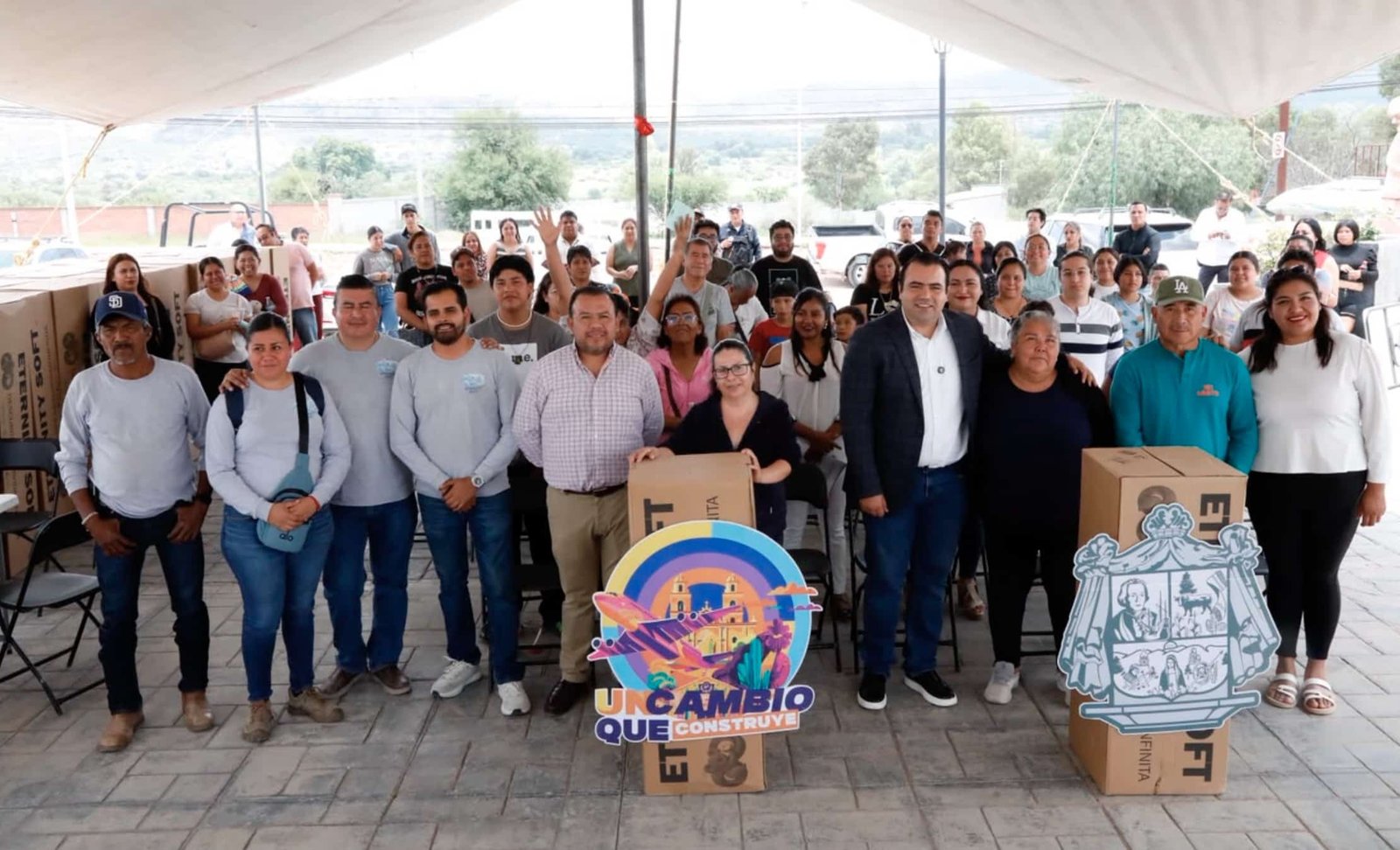 “Apoyos que Construyen” mejora hogares de familias colonenses