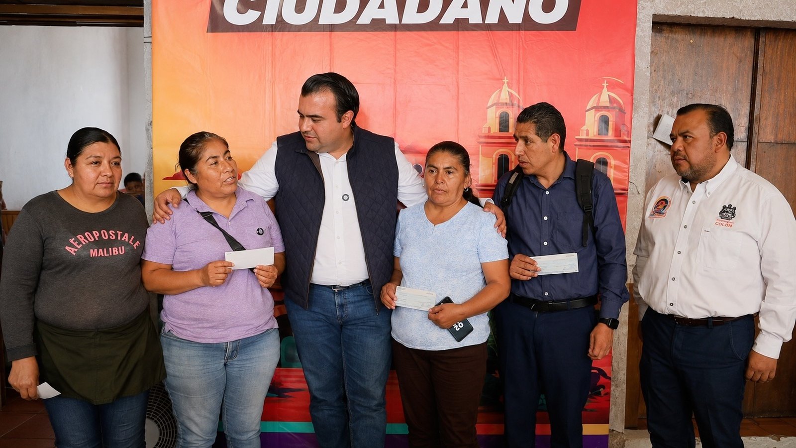 Gaspar Trueba reconoce esfuerzo de niñas y niños del CAM