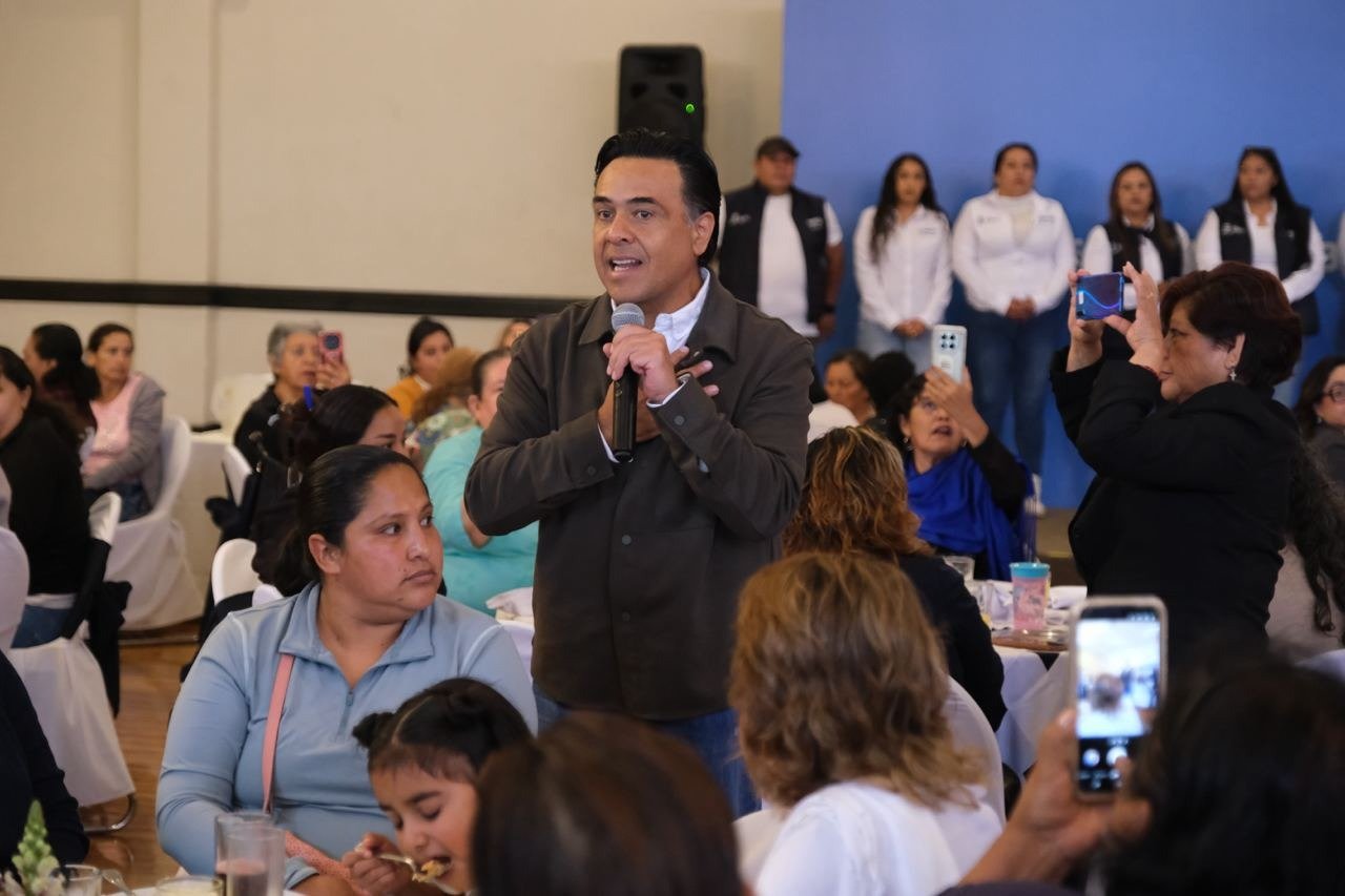 Vocales se consolidan como enlace entre familias y SEDESOQ
