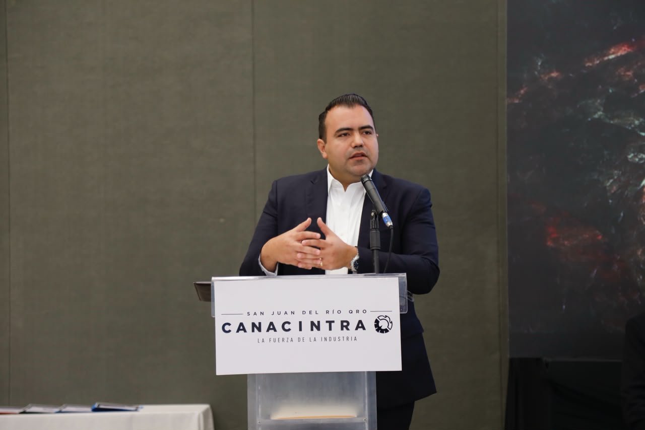 Colón reporta crecimiento del empleo formal y expansión del sector aeroespacial