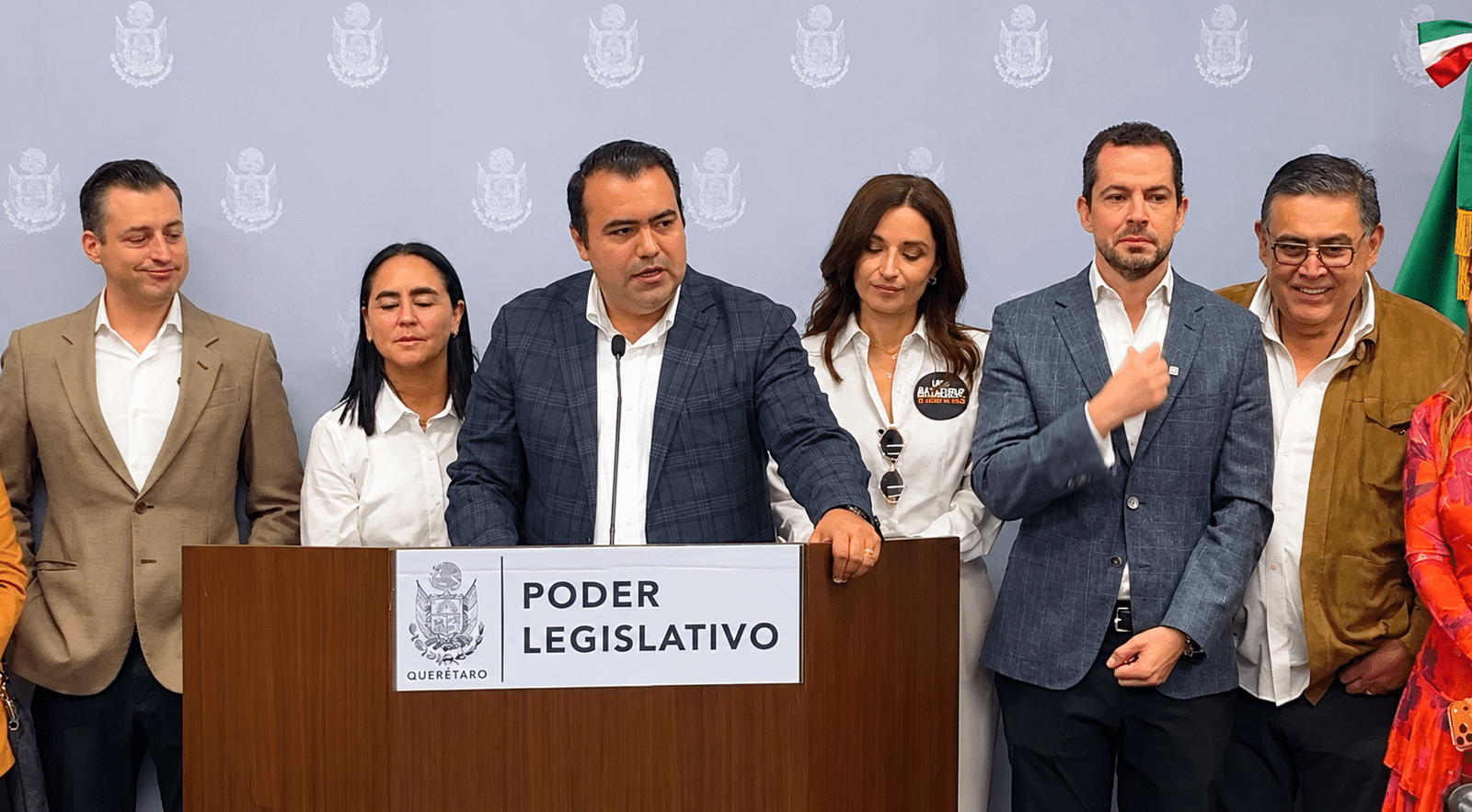 Gaspar Trueba se suma a discusión por padrones sociales transparentes